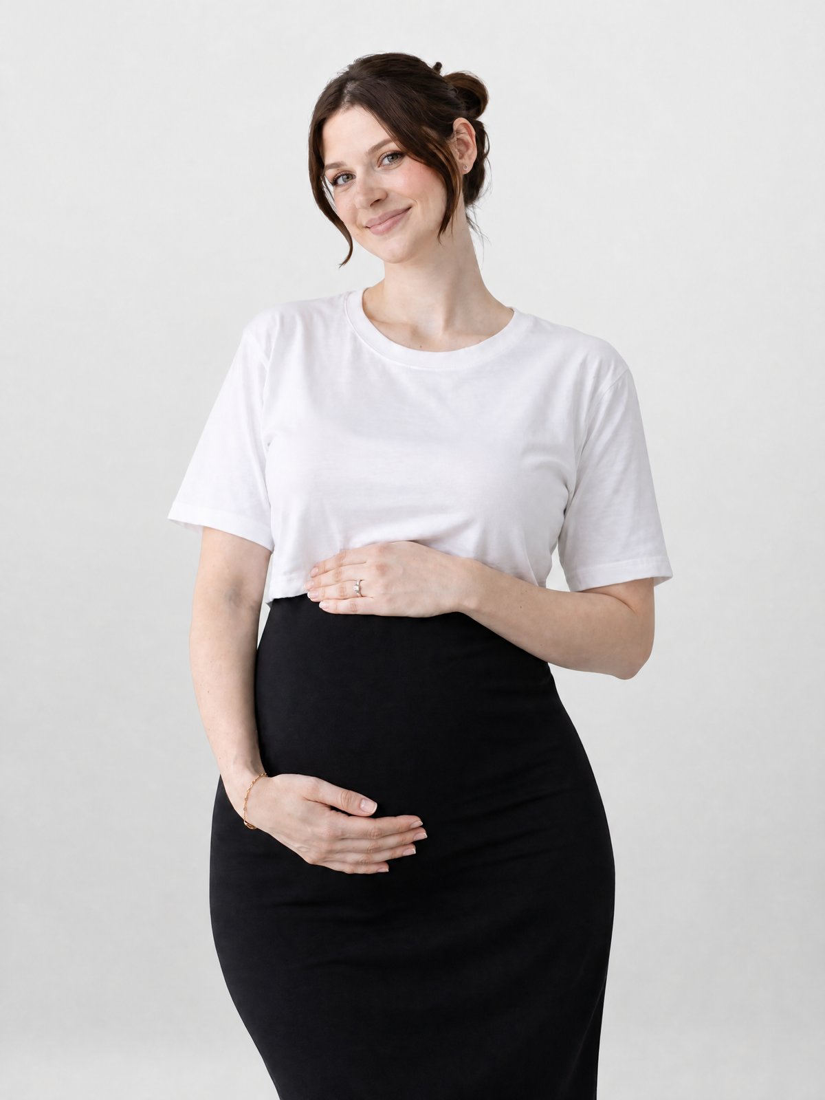 Crop Top Damen als Umstandstop mit kurzen Ärmeln und Rundhals