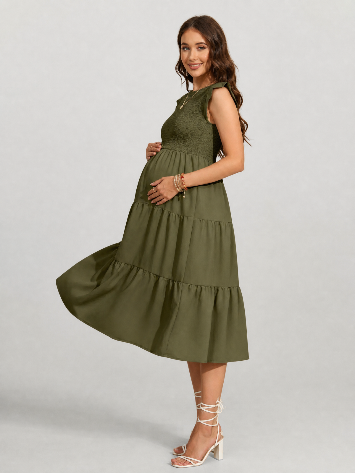 Midikleid für die Schwangerschaft mit Rüschenärmeln und Smok